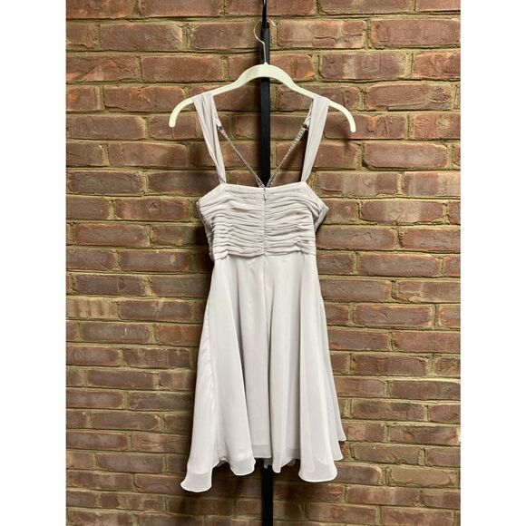LM Collection Light Grey Jeweled Sleeveless Cocktail Formal Dress NWT - Picture 2 of 9